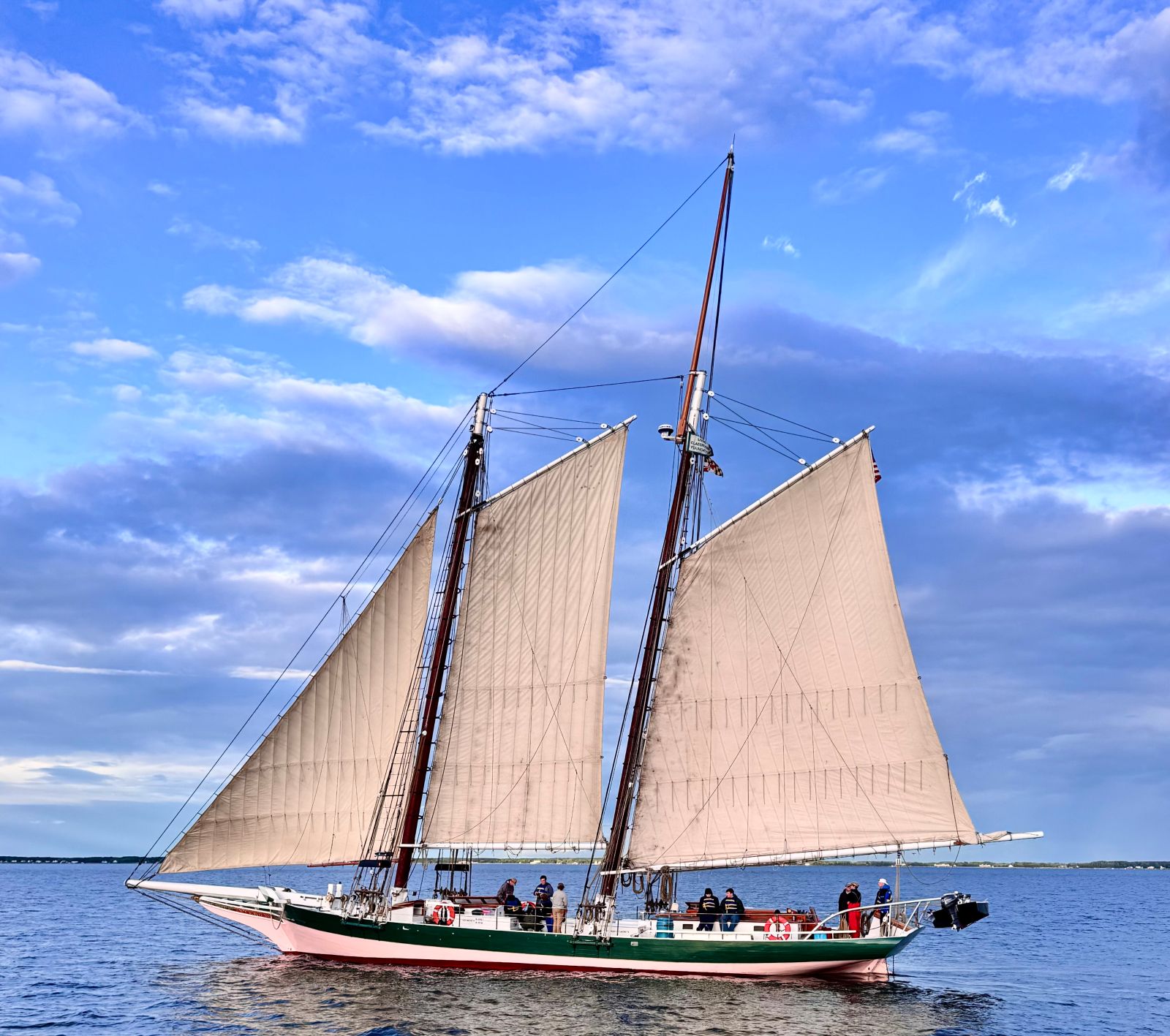 LM%20under%20sail2.JPEG